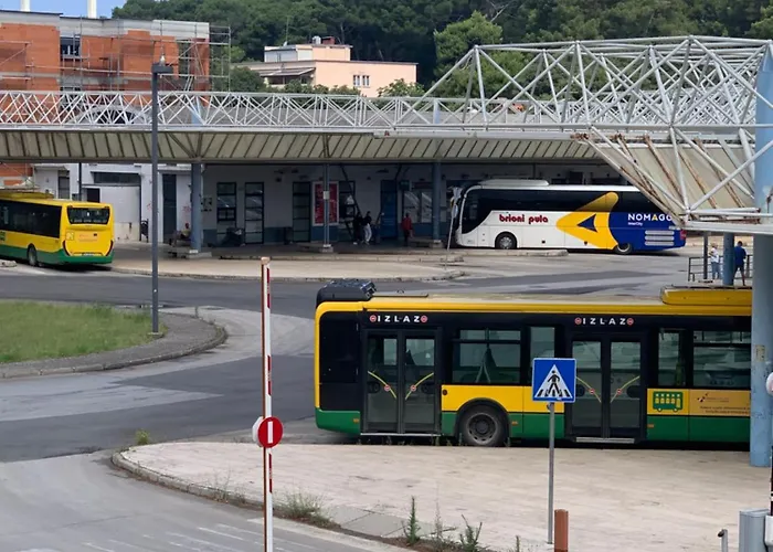 Blue Vibes 아파트