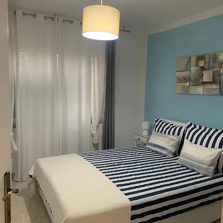 City Blue Vibes Apartment